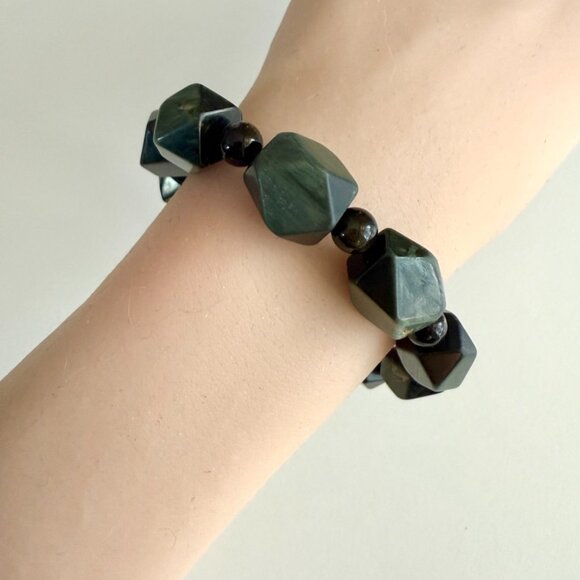 Hawk’s Eye Bracelet 12mm | Octagon Cut Barrel Beads | Handmade Focus & Protectio - Picture 2 of 6
